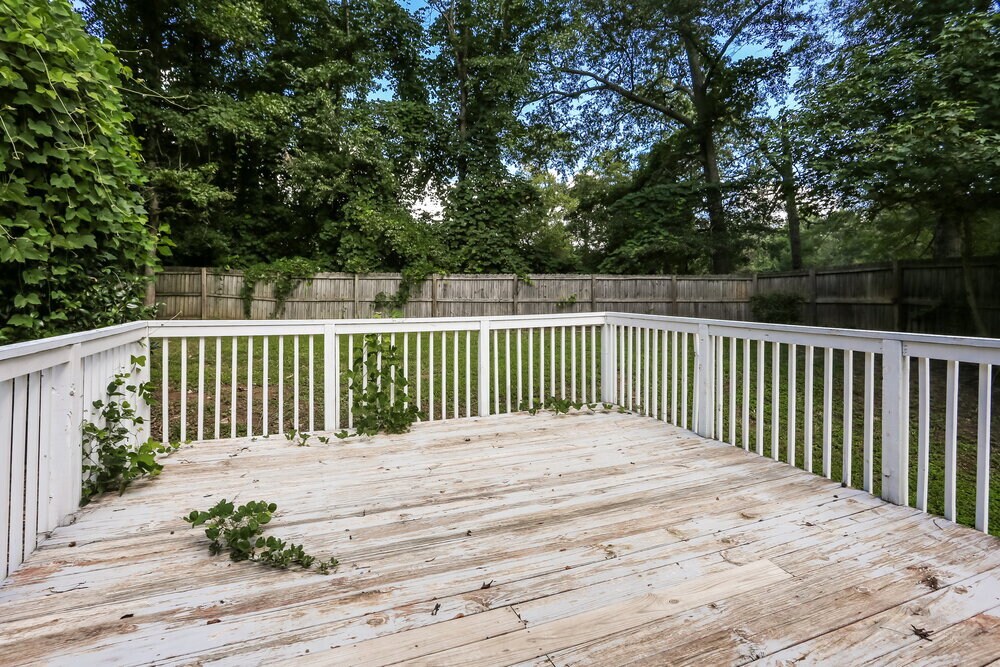 Building Photo - 4040 Brookfield Way