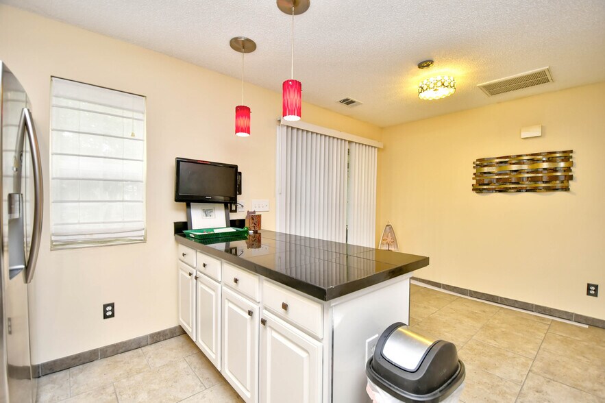 Building Photo - 1038 Portico Loop