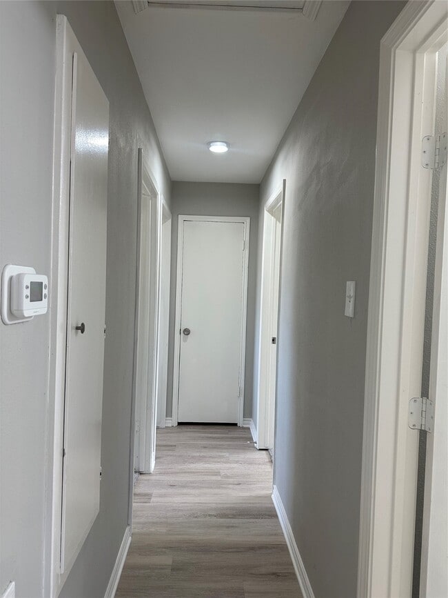 Building Photo - 4802 Hannas Reef Dr