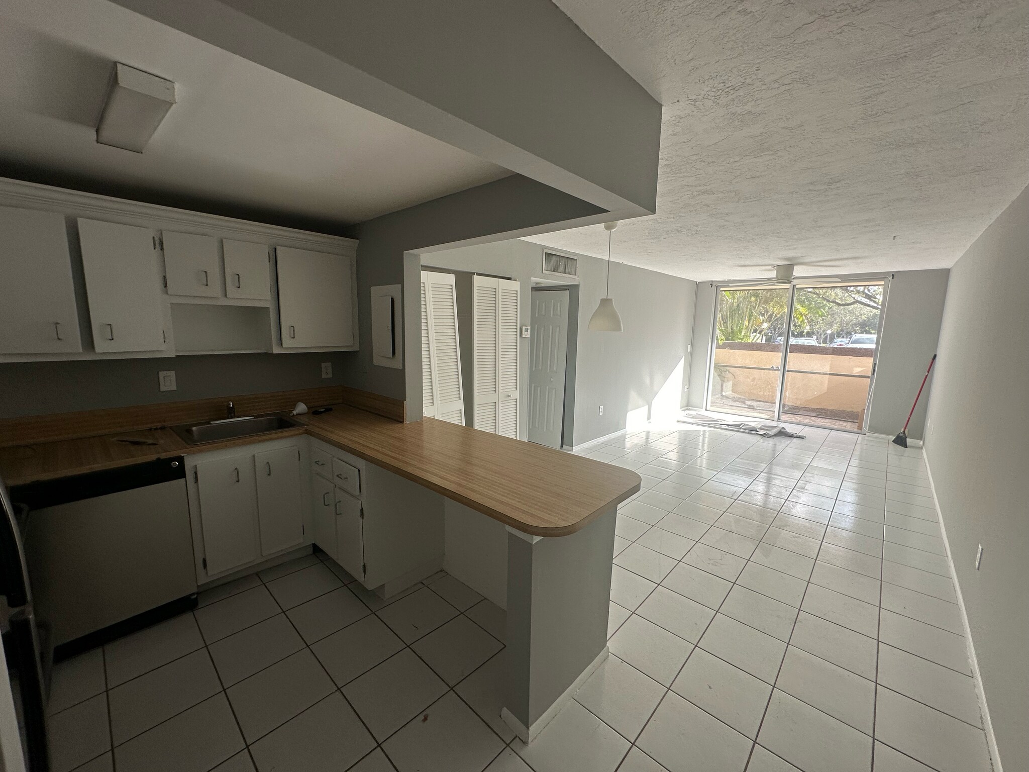 Building Photo - 7300 NW 17th St