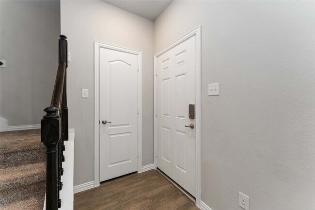 Building Photo - 12711 Taymouth Manor Dr
