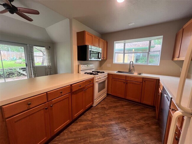 Building Photo - 2908 Wadsworth Way