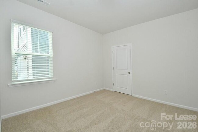 Building Photo - 119 Pecan Grv Ln