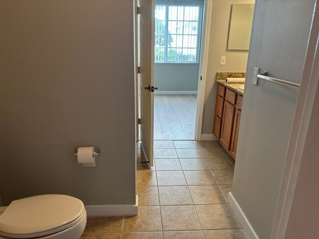 Building Photo - 1611 SE Pomeroy St