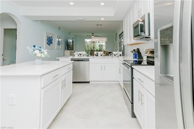 Building Photo - 6058 National Blvd