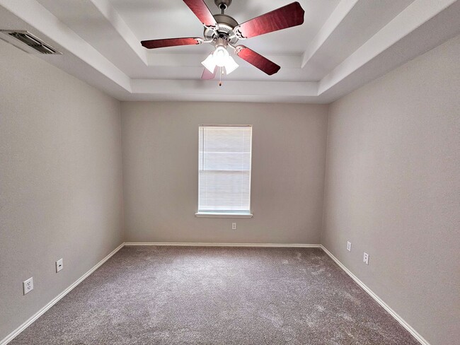 Building Photo - 3601 N Arroyo Park Ln