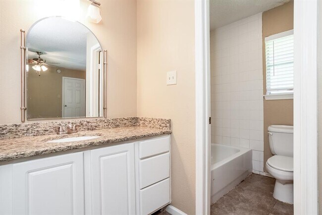 Building Photo - 3123 Timberlark St