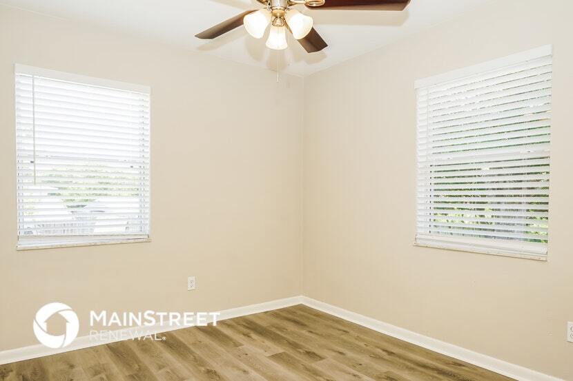 Building Photo - 2225 W Dana Dr