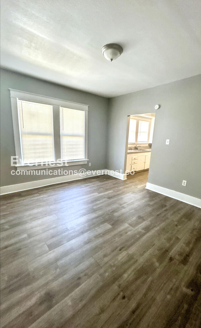 Building Photo - 1624 Pike Ave