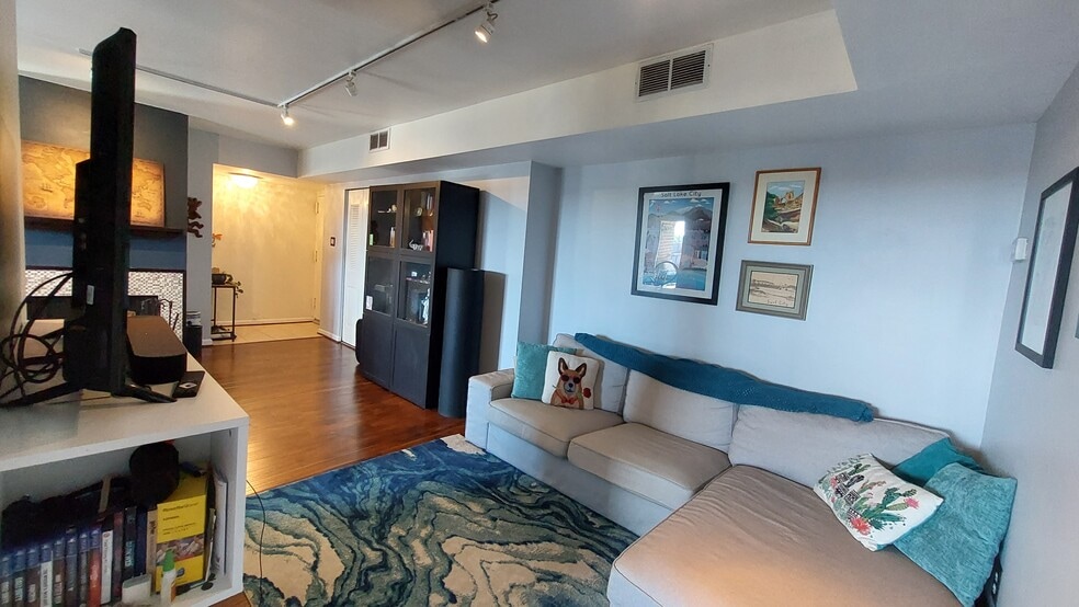 Building Photo - 134 Roberts Ln