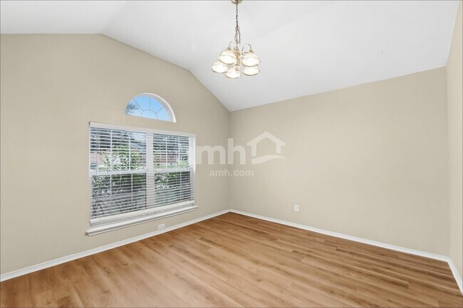 Building Photo - 6038 Mountain Mdw