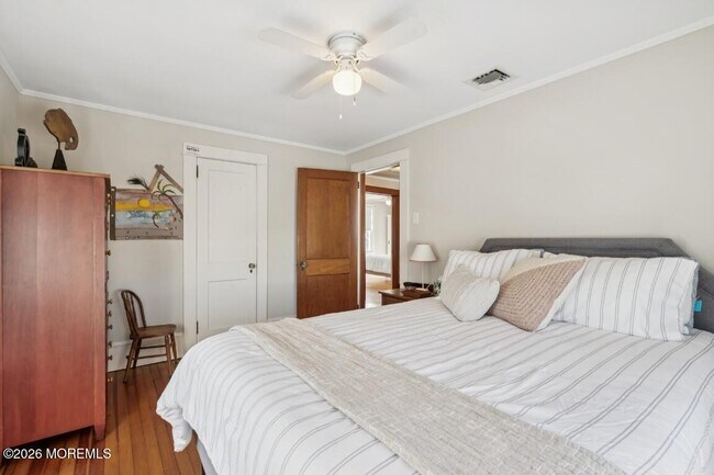 Building Photo - 54 Osborne Ave