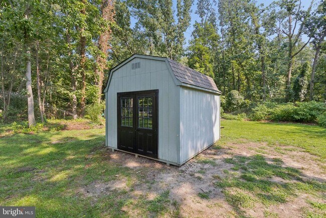 Building Photo - 306 Candlewood Ln