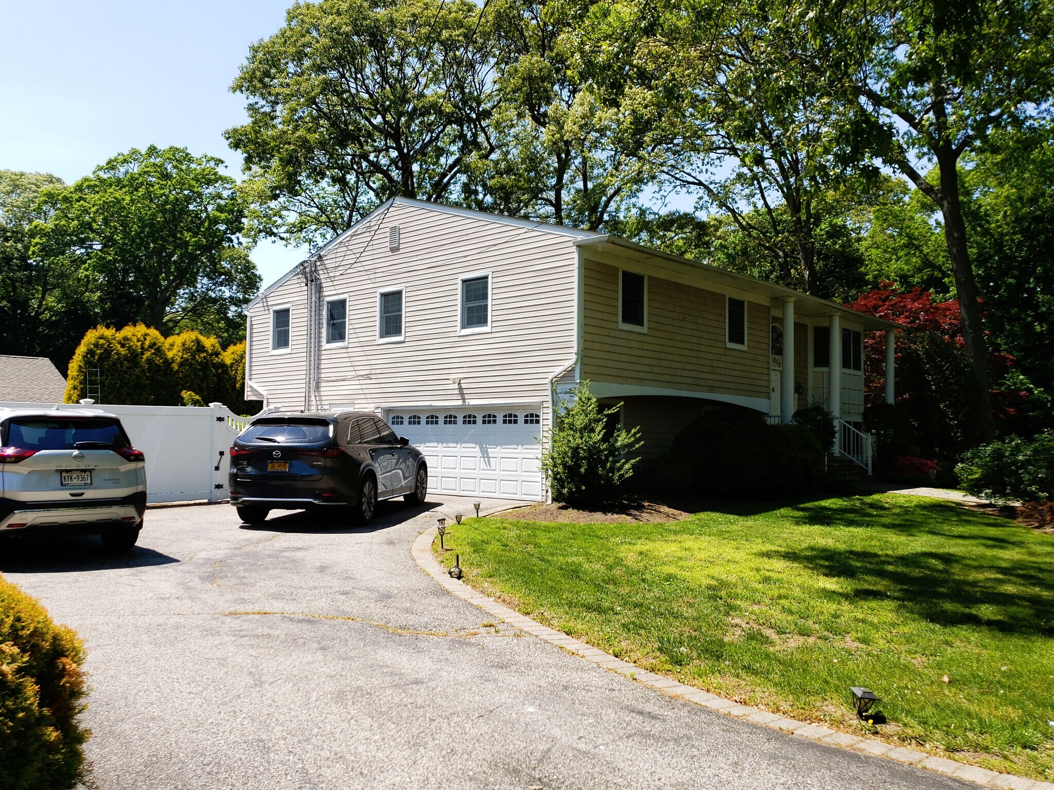 Building Photo - 275 Evergreen Ave