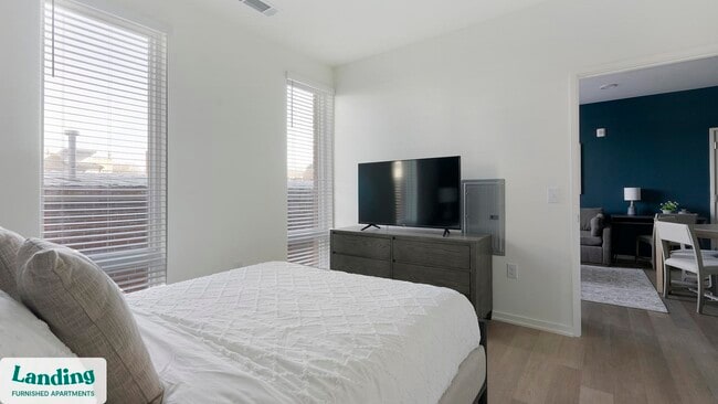 Building Photo - 815 Madison St