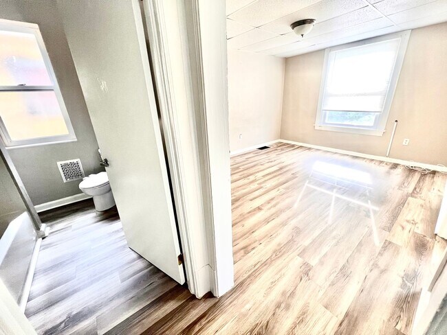 Building Photo - 129 McGinnis Avenue (Full Service)