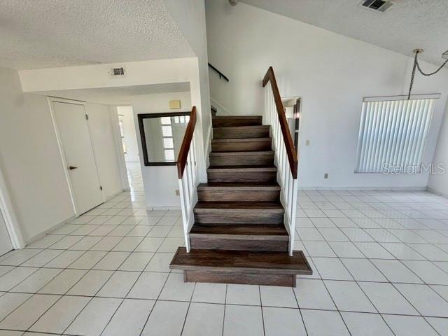 Building Photo - 2640 Debany Rd