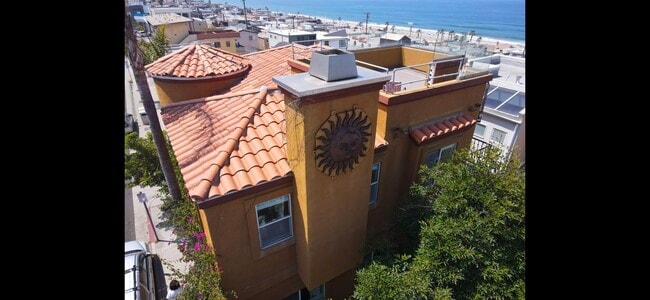 Building Photo - 4113 Highland Ave