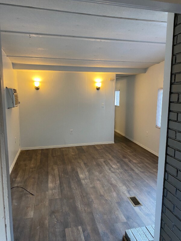 Building Photo - 00 undisclosed address