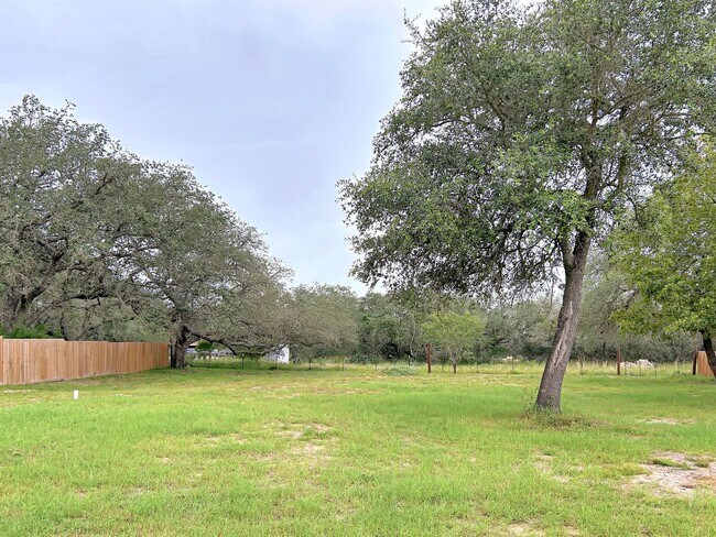 Building Photo - Beautiful Custom Home on 1 Acre in Peacefu...