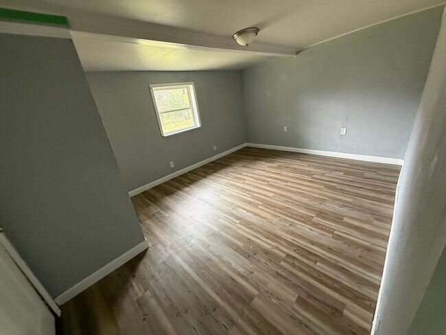 Building Photo - 1609 Armand Dr