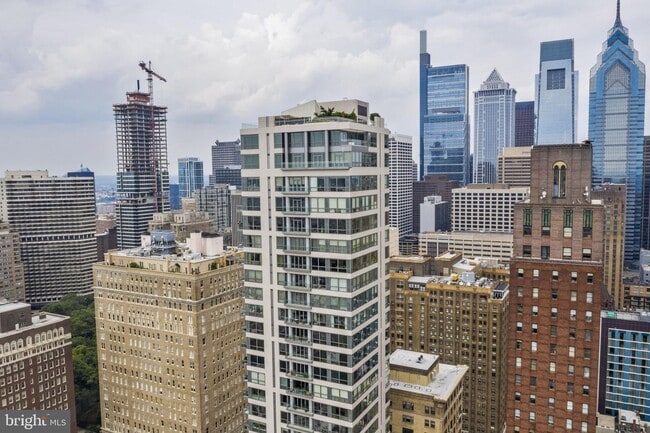 Building Photo - 1706 Rittenhouse Square