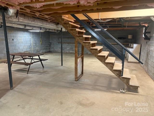 Building Photo - 294 Spicewood Cir