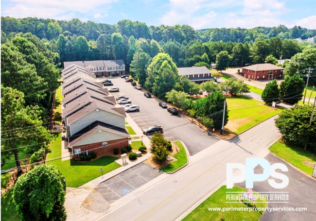 Building Photo - 350 WI Pkwy