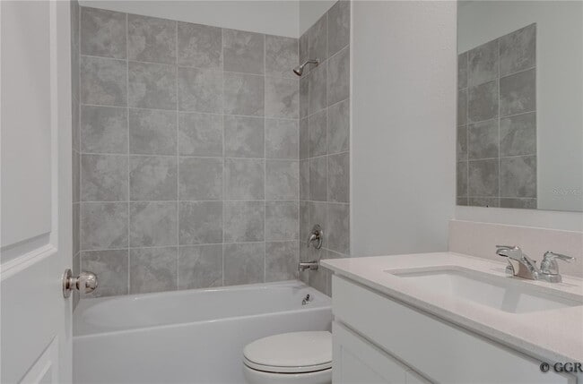 Building Photo - 3239 Laurent Lp