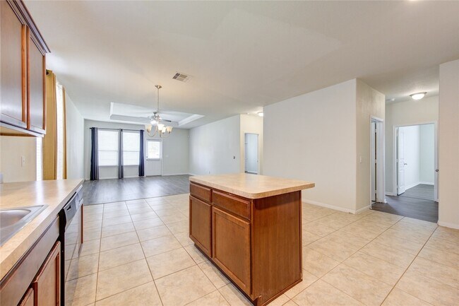 Building Photo - 5318 Hickory Harvest Dr