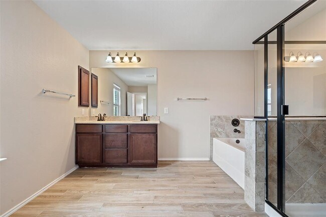 Building Photo - 7409 Janes Ranch Rd