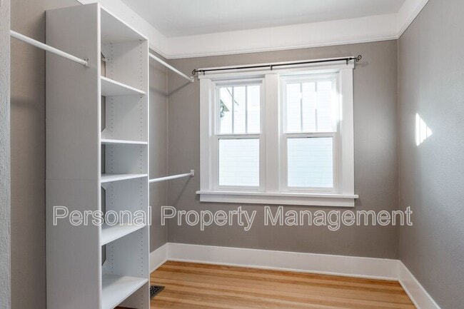 Building Photo - 3100 H St
