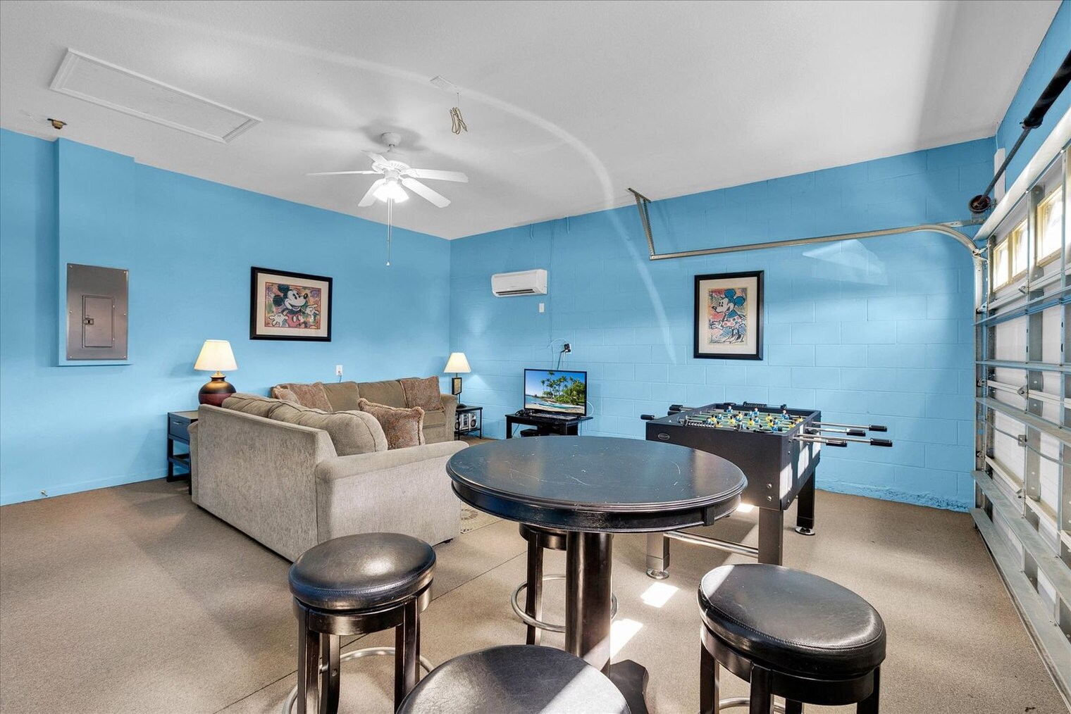 Building Photo - 8137 Sun Palm Dr