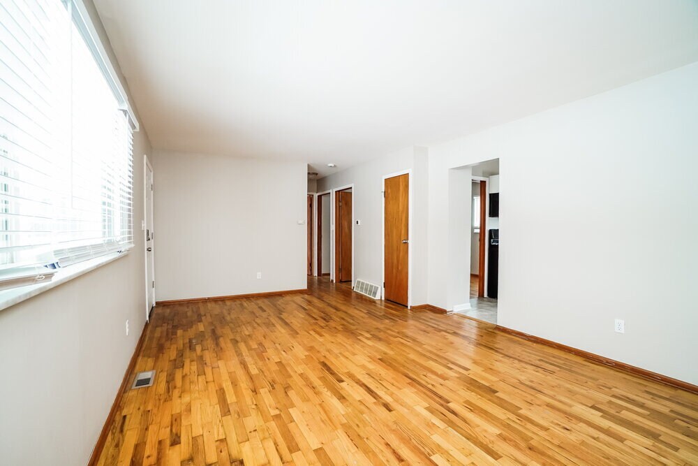 Building Photo - 2149 Kingshaven Pl