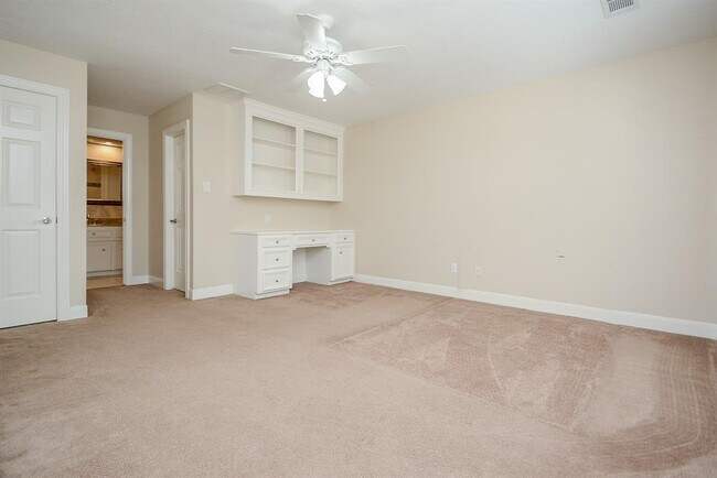 Building Photo - 17407 Widmore Pl