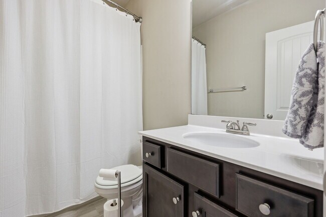 Building Photo - 3247 Hawthorne Path