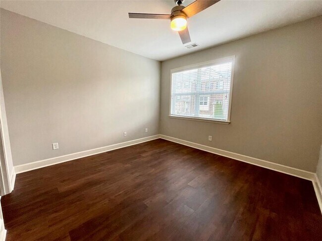 Building Photo - 3669 Gambrell Ln