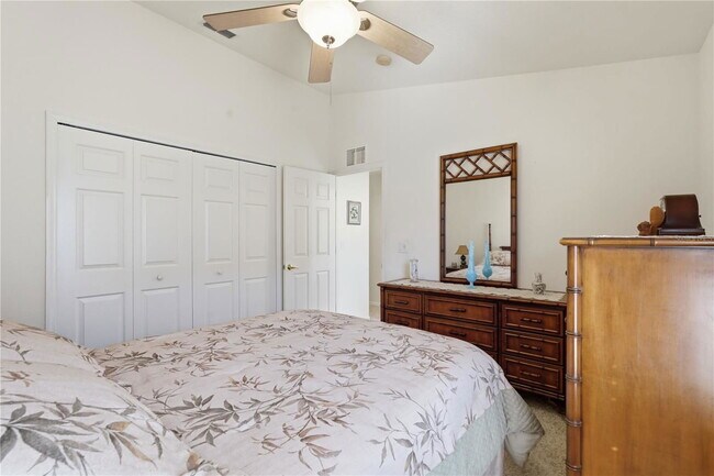 Building Photo - 2211 Pleasant Hill Ln