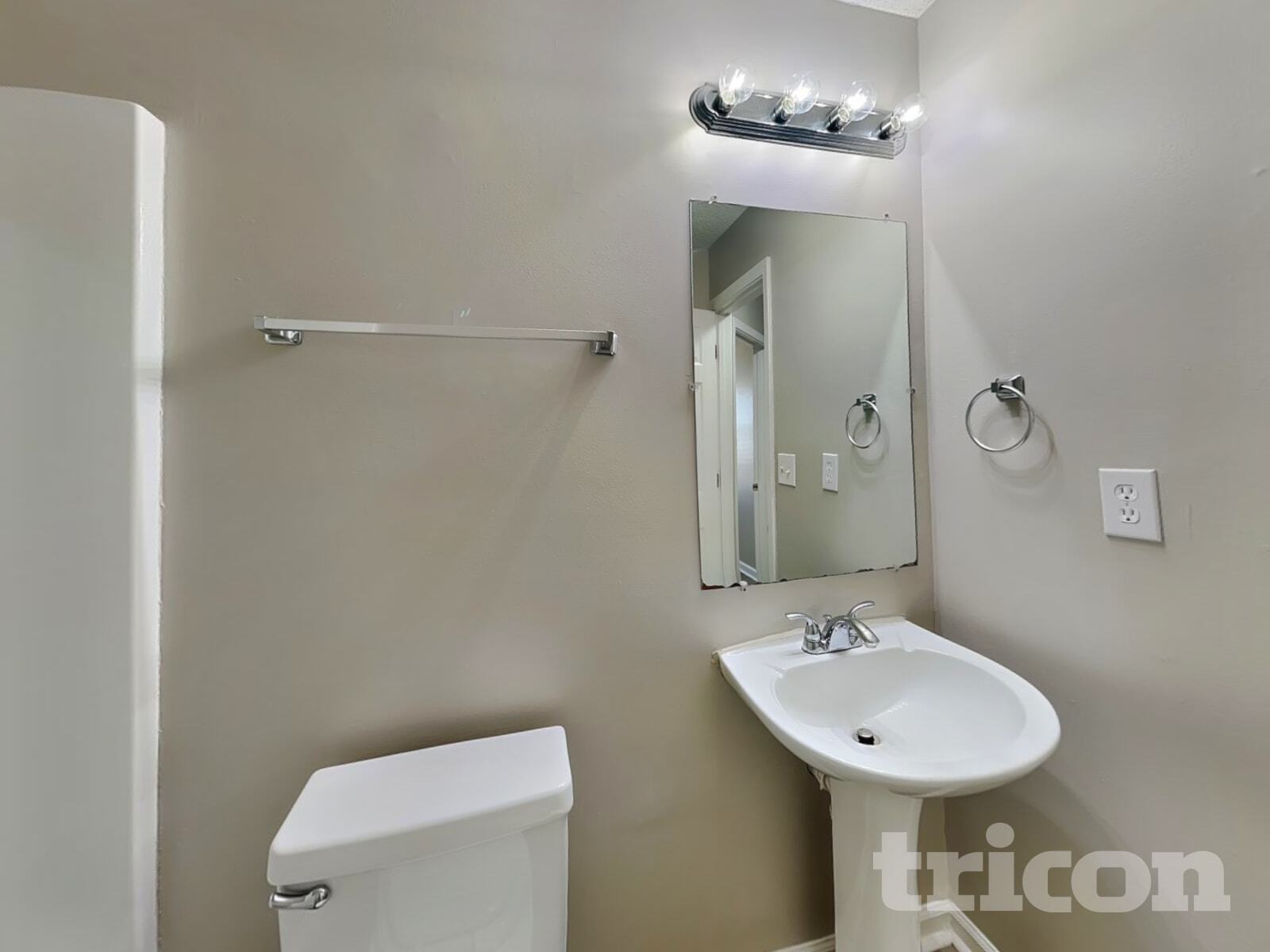 Building Photo - 3547 Lehigh Way