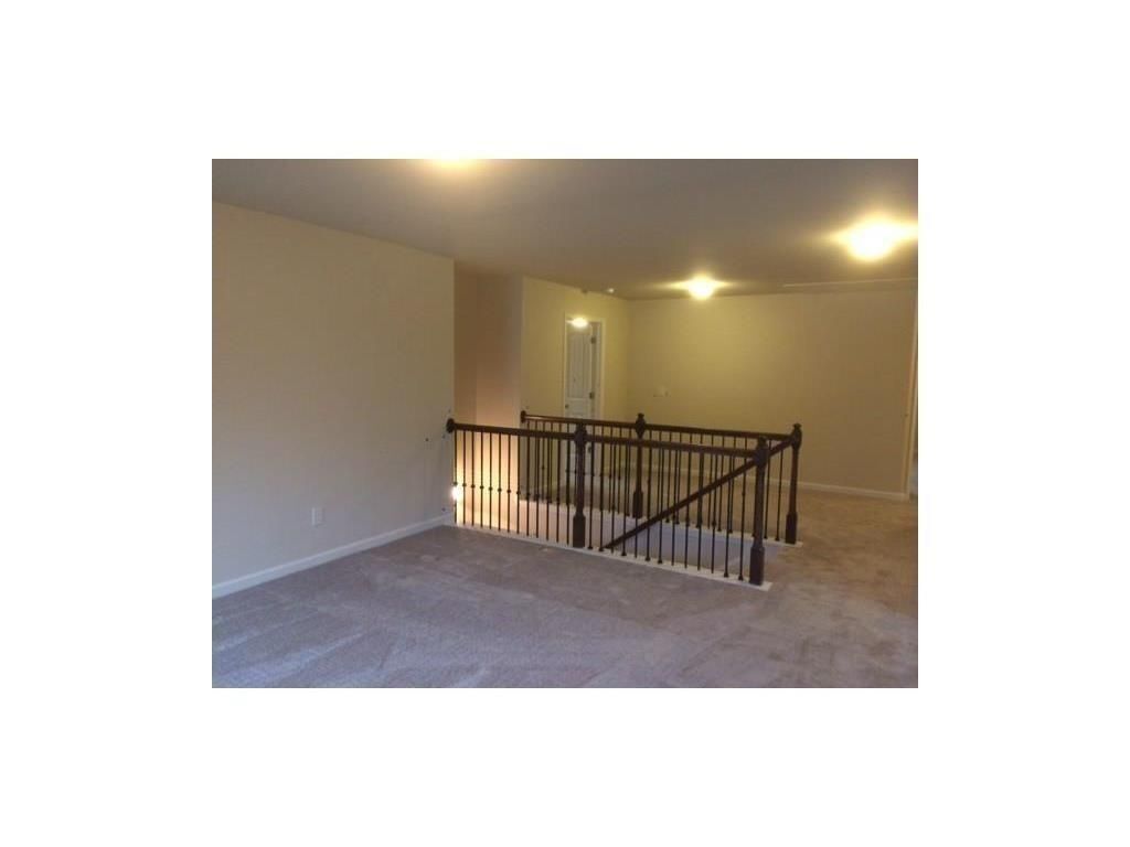 Building Photo - 6010 Pine Bluff Dr