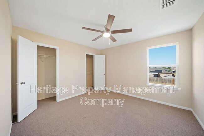 Building Photo - 12241 Cashton