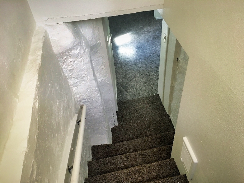 Building Photo - 1314.5 Phoenix Ave