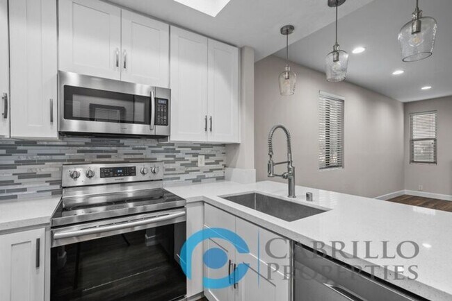 Building Photo - 2236 River Run Dr