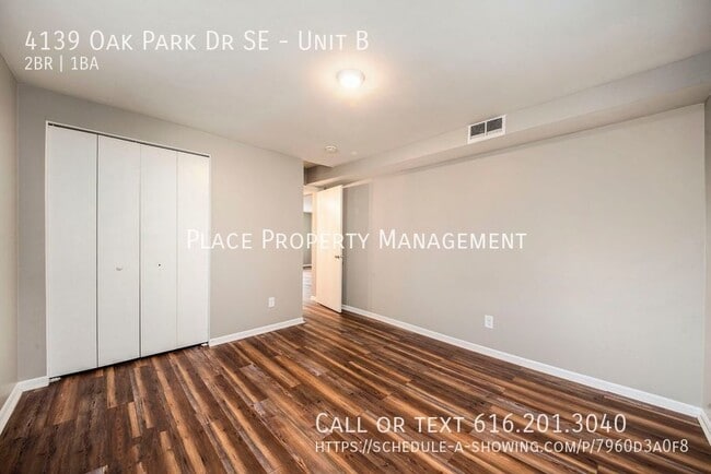 Building Photo - 4139 Oak Park Dr SE