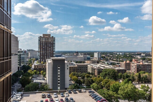 Building Photo - 300 W Peachtree St NW