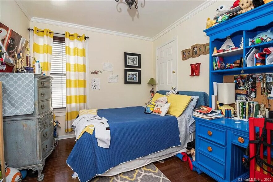 second bedroom - 83 Beaumont St