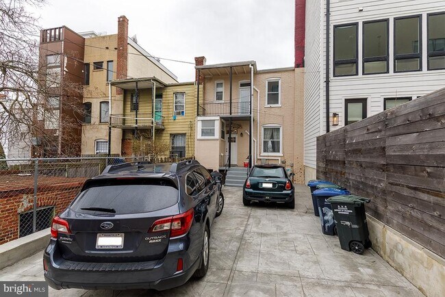 Building Photo - 1113 Clifton St NW