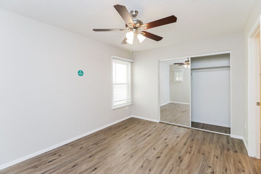 Building Photo - 4318 E Jasper Dr