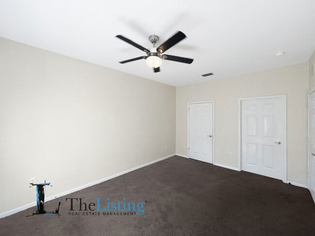 Building Photo - 8630 Buccilli Dr