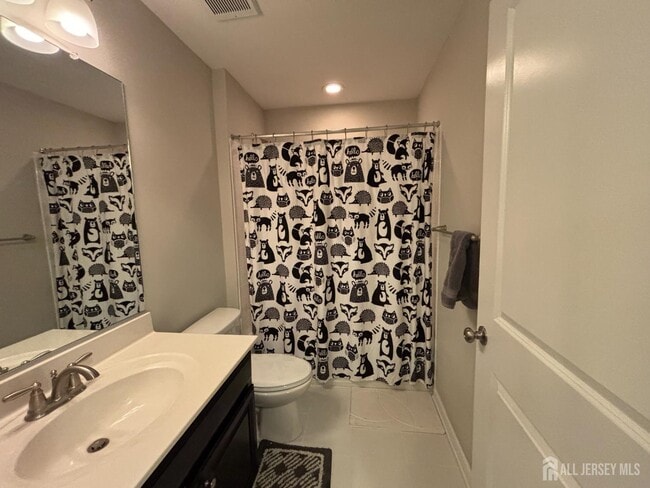 Building Photo - 1205 Hights Farm Rd N